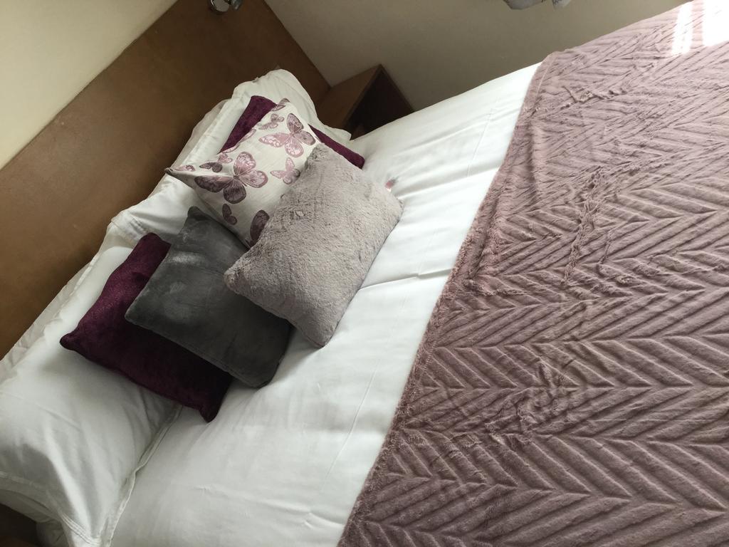 The Huntsman Hotel Cheadle  Phòng bức ảnh